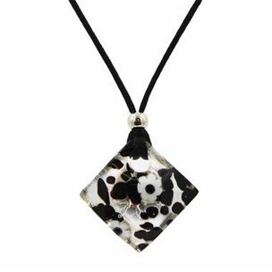 Pendant 4x4 Leaf Gold O Silver